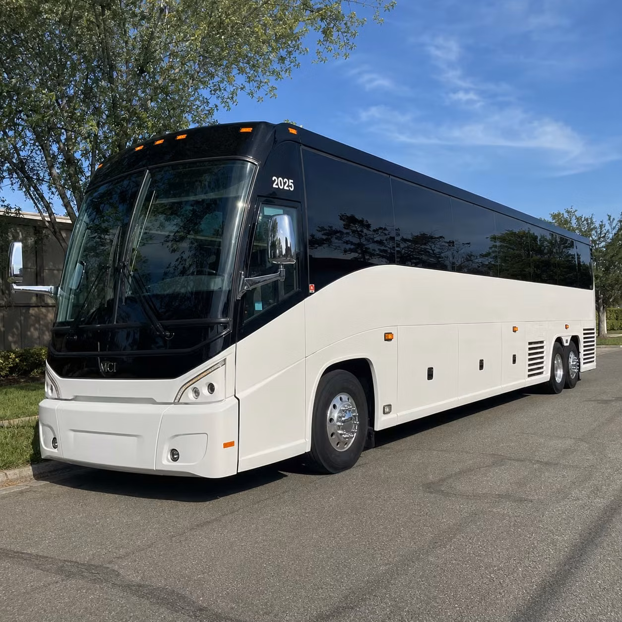for the best long distance transportation in kennewick compare your options with charterbusrentalkennewickwa com