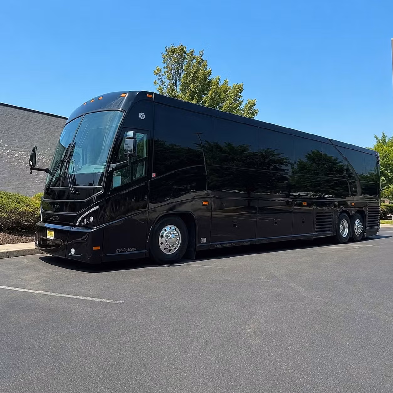 long distance charter bus trips from kennewick to seattle and portland